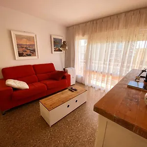 apartamento-floral-al-centro-de-palams-con-wi-fi.catalonia-hotels.com/